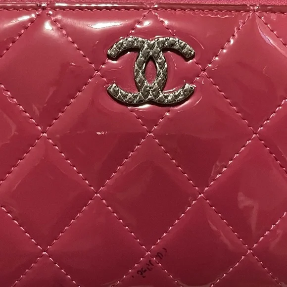 Authentic Chanel patent quilted long wallet with complete inclusion - Picture 7 of 16